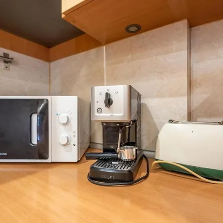 아파트 Spacious And Retreat