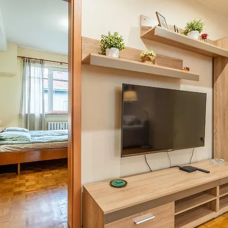 아파트 Spacious And Retreat 소피아