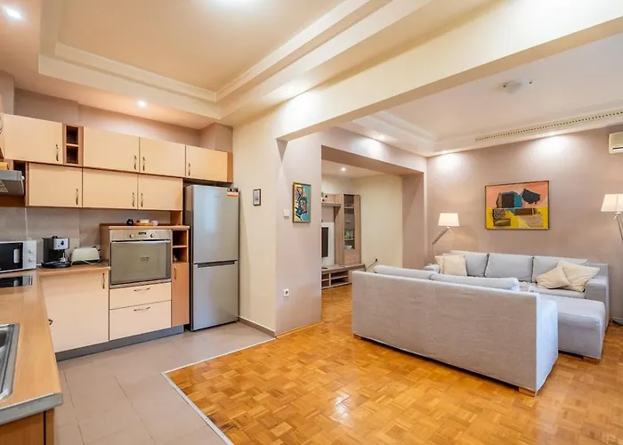 Spacious And Retreat Daire *