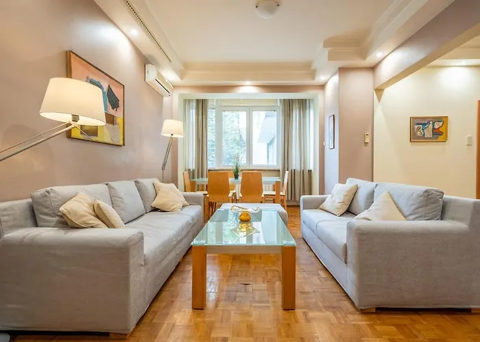 Spacious And Retreat Daire